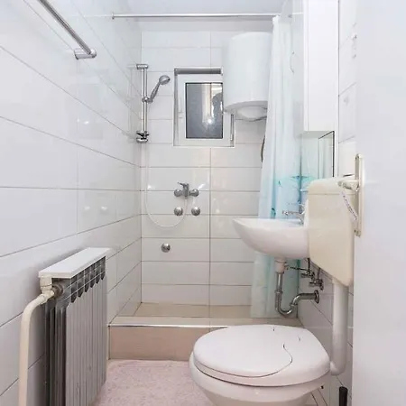 8 Appartement *